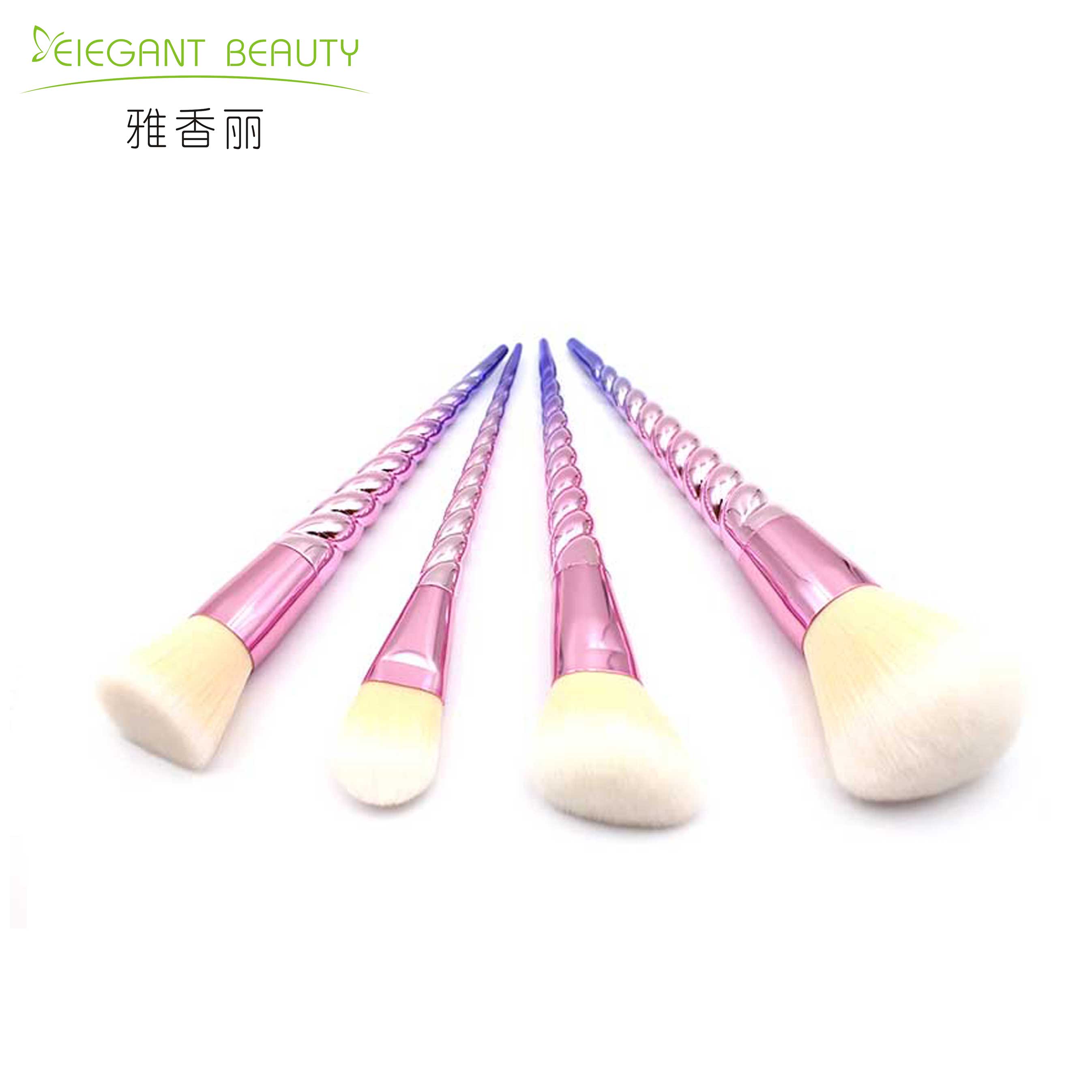專業(yè)化妝刷與普通化妝刷的區(qū)別：你真的了解嗎？